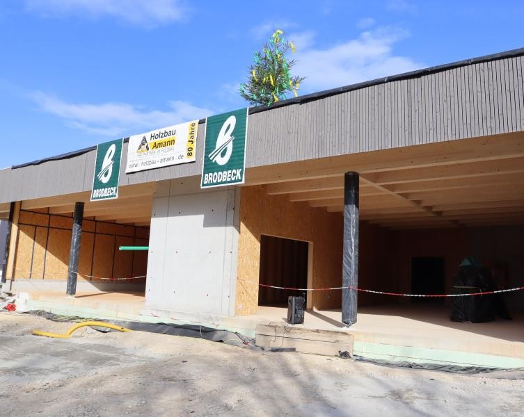 Neubau Gotthard-Müller-Halle und Jugendzentrum