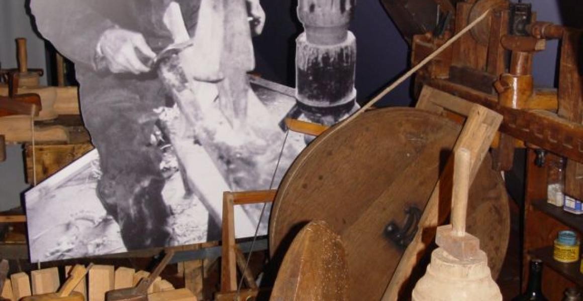 Wagner-, Küfer- und Drechslerwerkstatt.