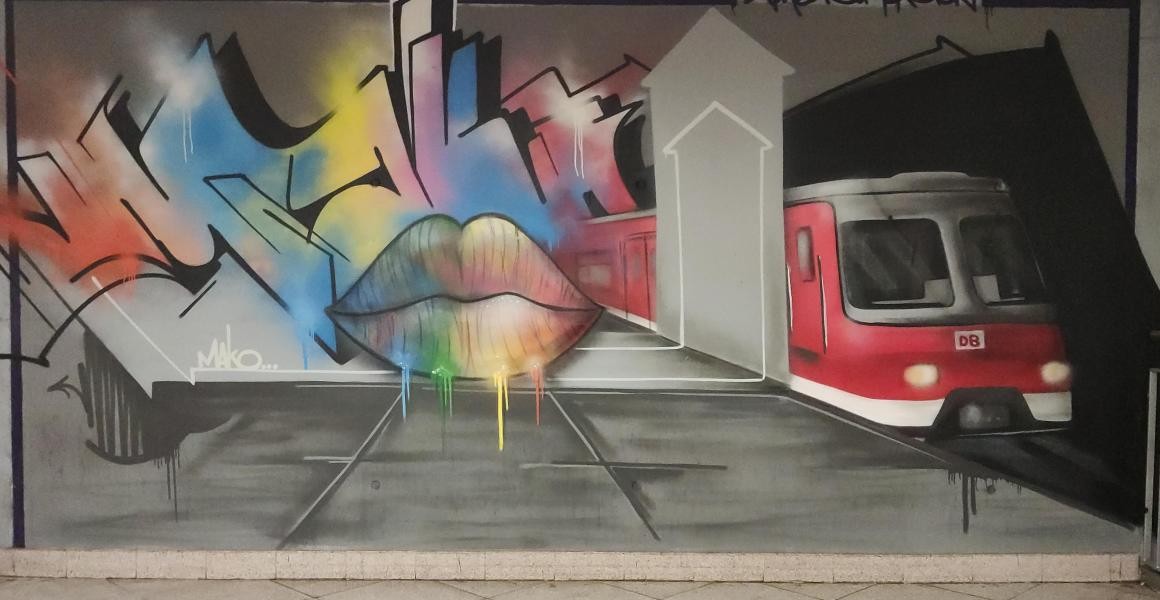 Grafitti am S-Bahn-Abgang
