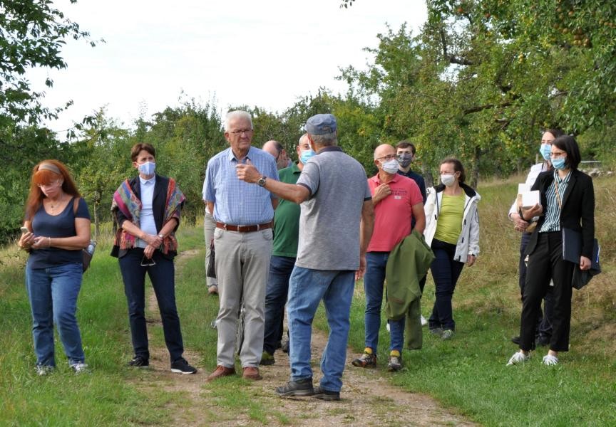 Spaziergang über die Streuobstwiese Bonlanden
