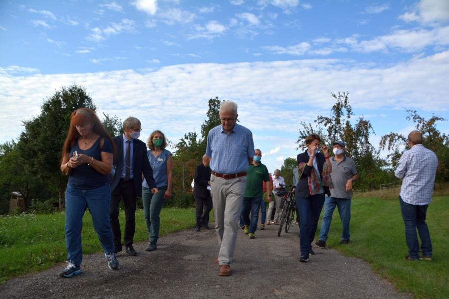 Spaziergang über die Streuobstwiese Bonlanden