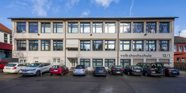 Volkshochschule Verwaltungsgebäude an der Schulstraße 13/1 in Plattenhardt