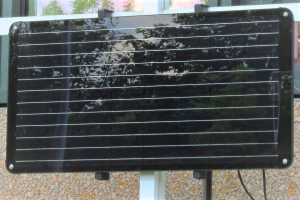 Auf dem Bild ist ein Solarmodul zu sehen